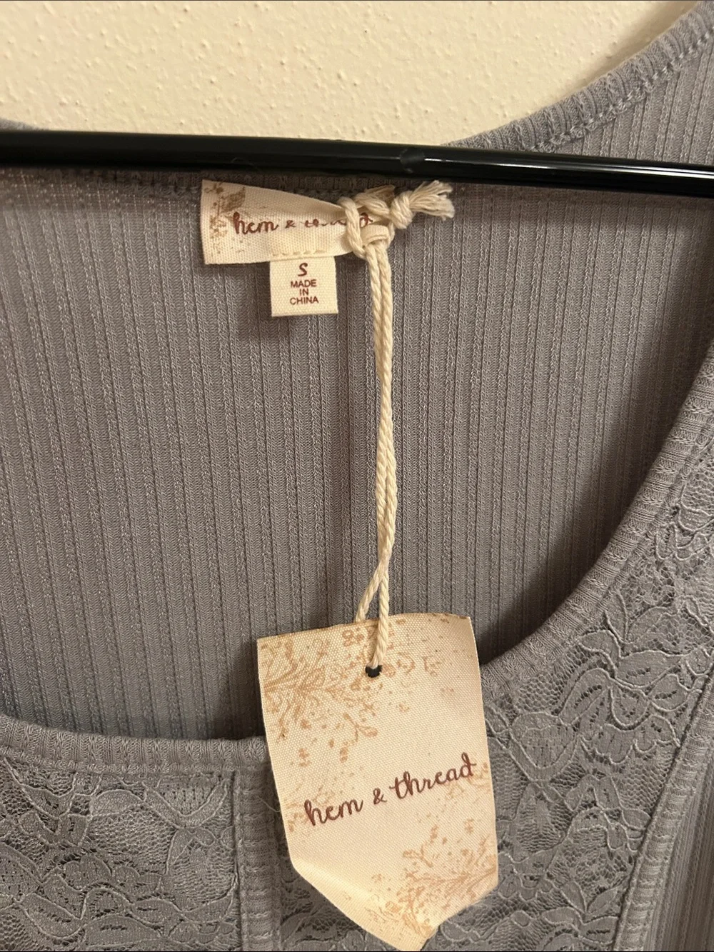 Hem & Thread Ribbed Lace-Panel Tank Top - Light Gray - Picture 2 of 7